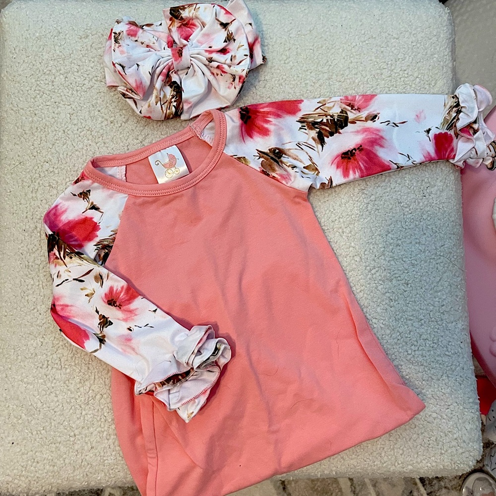 Newborn Gown with matching bow